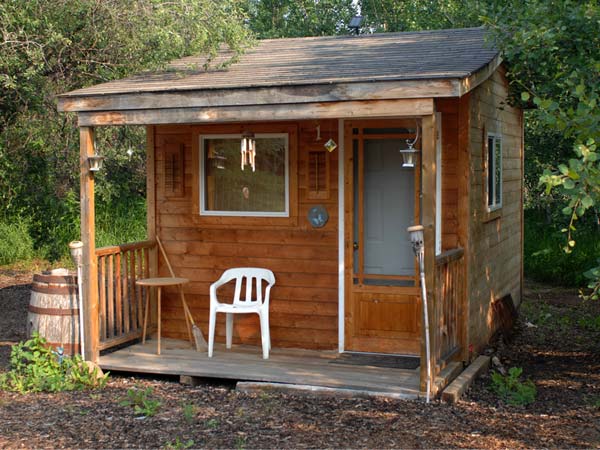 a small wooden cabin